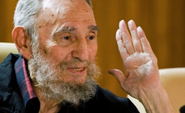Cuba a interzis ca statuile cu Fidel Castro să mai fie folosite