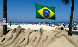 Brazilienii se pregătesc pentru două milioane de turişti 