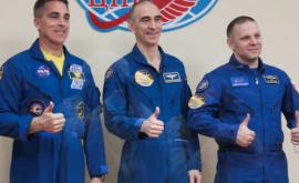 Трое космонавтов на корабле Союз МС16 вернулись на Землю