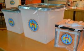Unii moldovenii din diaspora riscă să nu poată vota la alegerile prezidenţiale