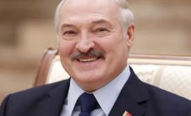 Lukașenko ia propus lui Macron ajutor în conflictul cu musulmanii