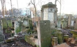 Dosar penal după ce a fost vandalizat Cimitirul evreiesc