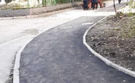 В столице ведутся ремонтные работы на подъездных путях к школам и детским садам