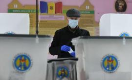 La alegeri au votat deja peste un milion de cetățeni ai Moldovei