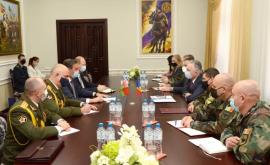 Главе Минобороны Молдовы представлен новый военный атташе Беларуси