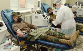 Военные Национальной армии присоединились к кампании по донорству крови