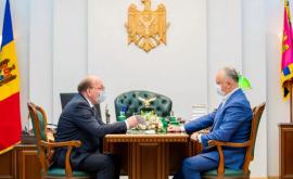 Игорь Додон и российский посол Олег Васнецов обсудили отношения между странами