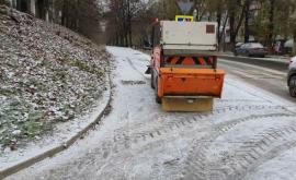 Traficul rutier în Chișinău se desfășoară în condiții de iarnă