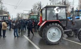 Протесты перед парламентом Обращение перевозчиков к фермерам