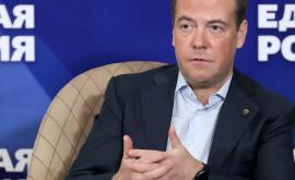 Medvedev a vorbit despre valul de activitate de rămas bun care a acoperit Casa Albă