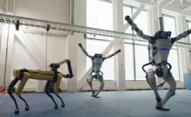 Au devenit virali Roboții Boston Dynamics dansează în ritmurile anilor 60