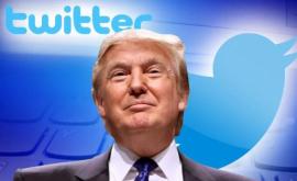 Twitter îi închide definitiv oxigenul lui Donald Trump