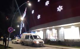 Неизвестный сообщил о бомбе в торговом центре на Ботанике
