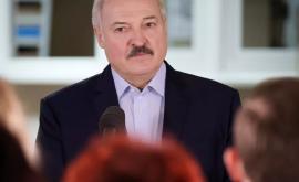Lukașenko a cerut adoptarea legilor americane privind neachitarea impozitelor