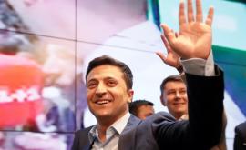 Президент Украины Владимир Зеленский резко теряет популярность
