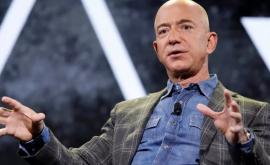 Jeff Bezos pleacă de la șefia Amazon