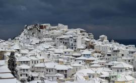 На Грецию обрушились сильные снегопады