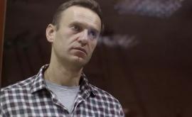 Навального этапировали в колонию
