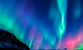 В небе над Исландией появилось северное сияние