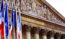 Franța include în Constituție lupta împotriva schimbărilor climatice