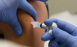 Усатый вакцинировался от коронавируса в Дубае