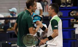 Даниил Медведев не прошел в полуфинал теннисного турнира в Майами 
