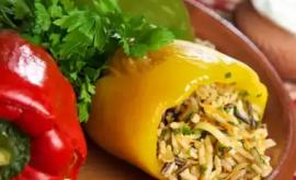 РЕЦЕПТ ДНЯ Перец фаршированный овощами и рисом