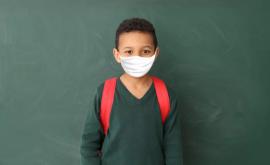 COVID19 в школах сколько учеников и преподавателей заразились вирусом