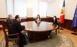 Maia Sandu sa întîlnit cu reprezentanții Comunității Armenilor