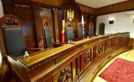Un fost premier a comentat hotărîrea Curții Constituționale privind dizolvarea Parlamentului