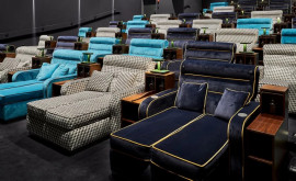 Тапочки и постельное белье в кинотеатре Швейцарии можно прилечь