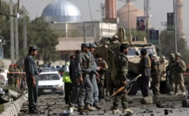 Cel puţin 12 morţi întro explozie la o moschee din apropiere de Kabul 