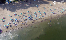 Oamenii au dat buzna pe plajele de la Vadul lui Vodă în acest weekend