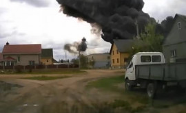 Крушение самолета в Беларуси попало на видео