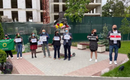 В Кишиневе прошла акция в поддержку задержанного в Минске журналиста