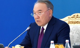 Назарбаев отказался от памятника самому себе