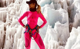 Первая женщина из Республики Молдова совершившая восхождение на Эверест вернулась в страну