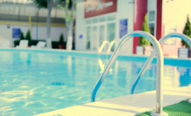 7 reguli care pot preveni cazurile de înec la piscină sau la mare