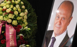 La Moscova are loc ceremonia de rămas bun de la Vladimir Menșov