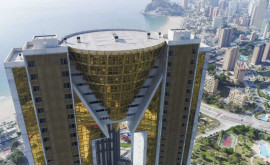 Cel mai înalt bloc din Europa are o înalţime de 187 metri şi se află în Spania Cît costă un penthouse la ultimele etaje