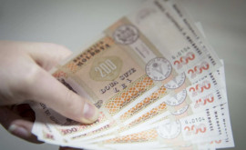 В июне граждане Молдовы заняли у банков на треть больше чем в прошлом году