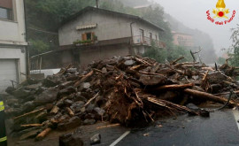На севере Италии ливни вызвали масштабные наводнения и оползни