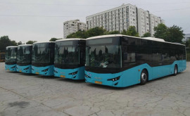 În Chișinău au fost aduse 5 autobuze noi