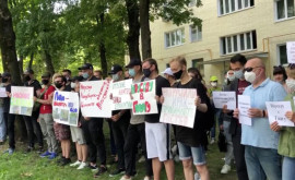 В Минске началась акция протеста изза смерти нелегального мигранта