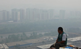 Дымка от лесных пожаров в Сибири окутала Монголию