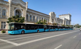 Сколько новых автобусов и троллейбусов появится в Кишинёве до конца года 