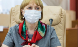 Министр здравоохранения просит политиков не вмешиваться в управление пандемическим кризисом