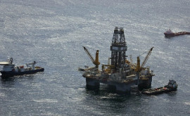 80 din producţia de petrol din Golful Mexic oprită după uraganul Ida