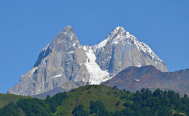 В Грузии обнаружили тела двоих молдавских альпинистов