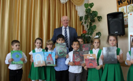 Детсад с юга Молдовы получил в дар новые книги на русском языке